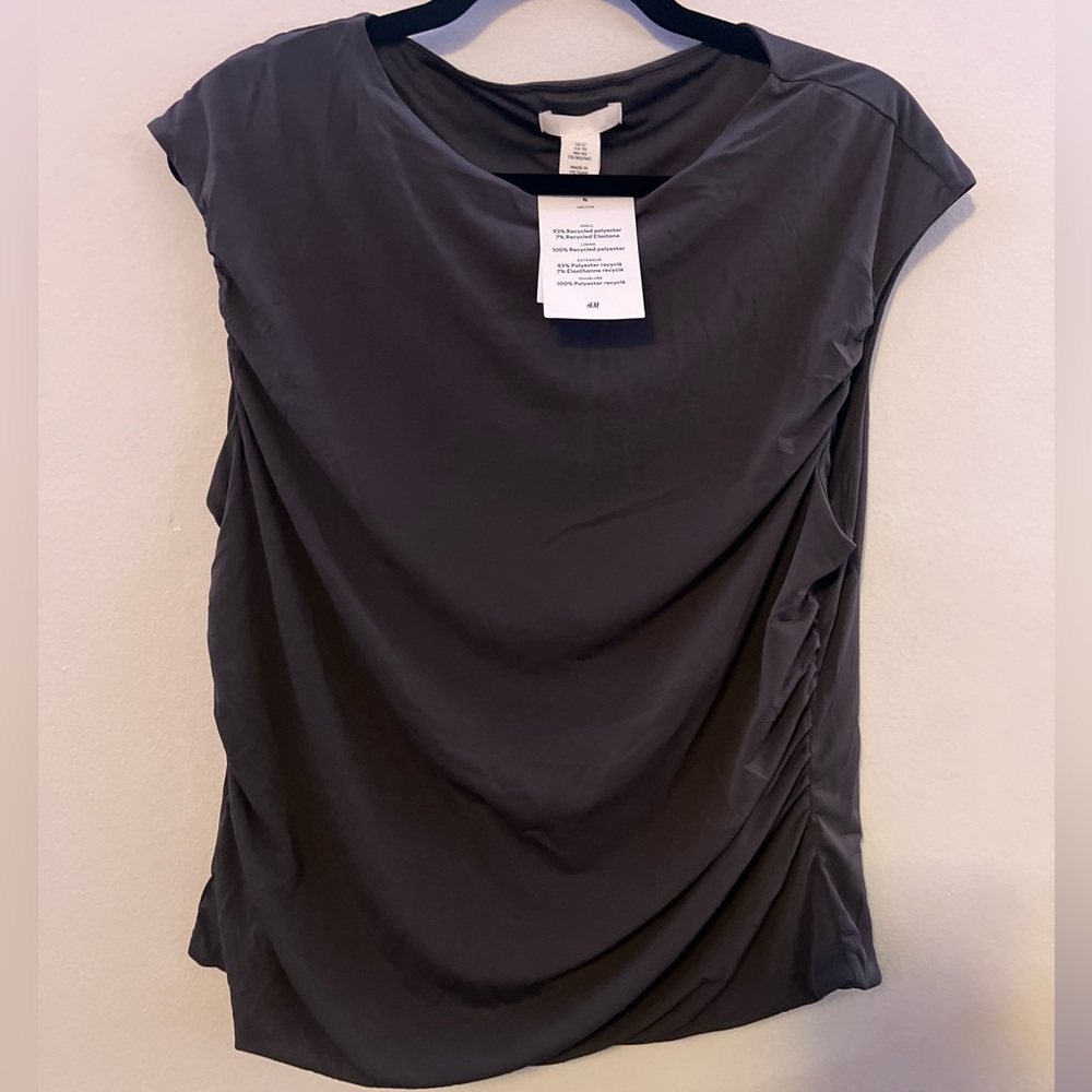 H&M Charcoal Short Sleeve Top